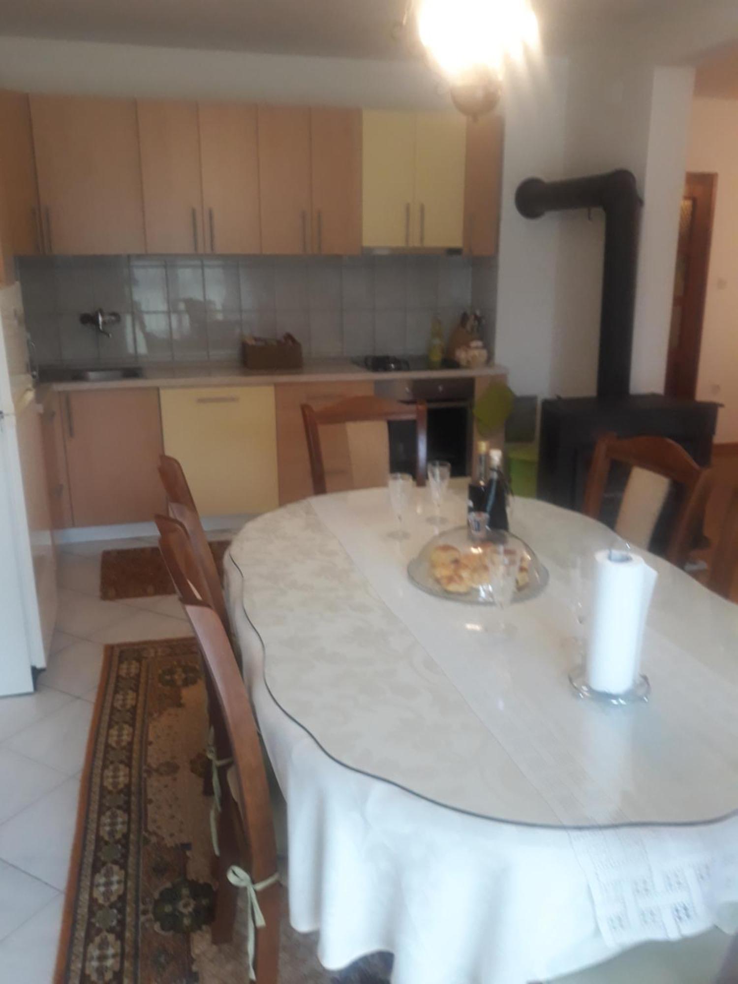 Apartman Lana Kijevo Bagian luar foto