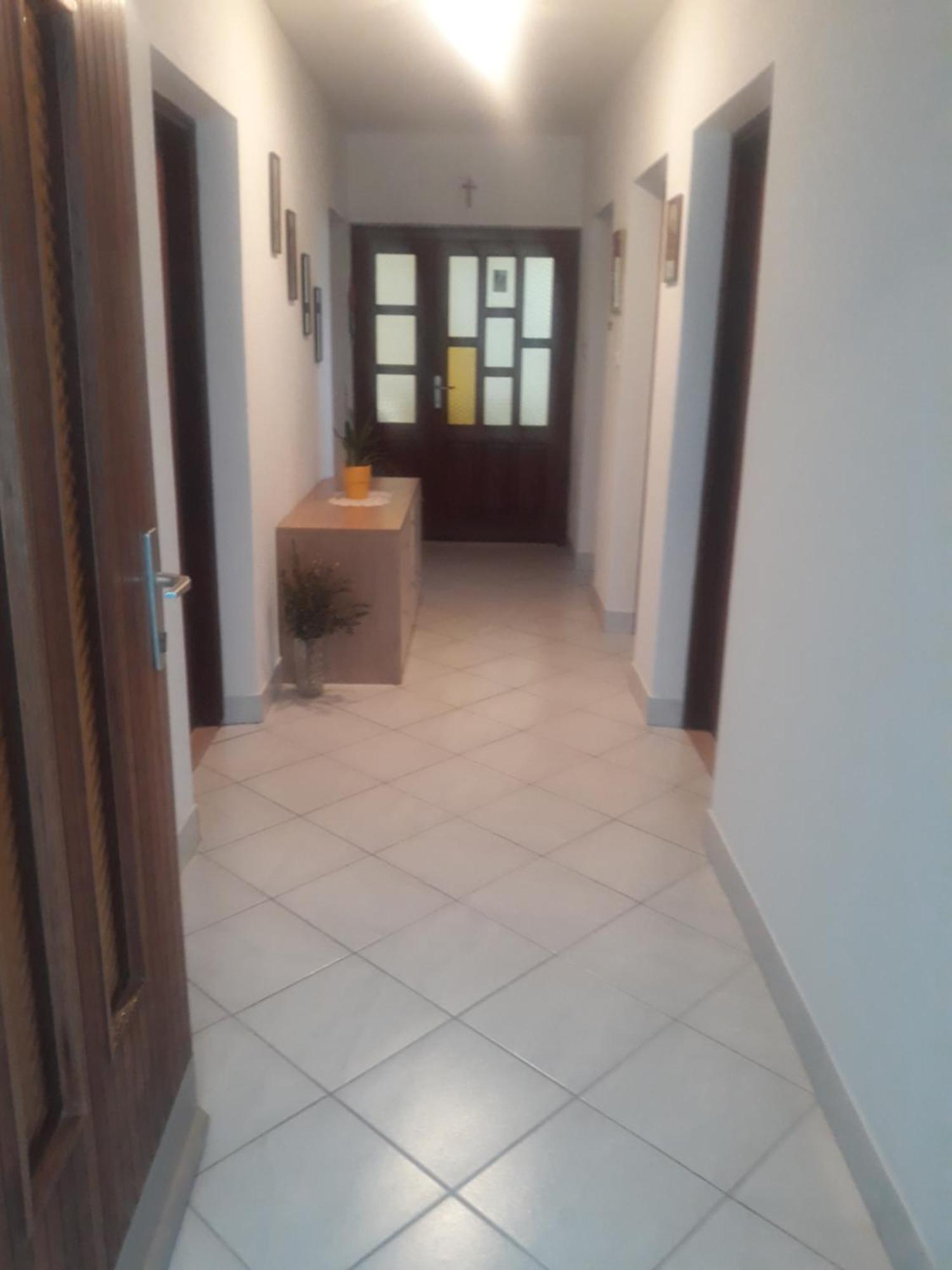 Apartman Lana Kijevo Bagian luar foto